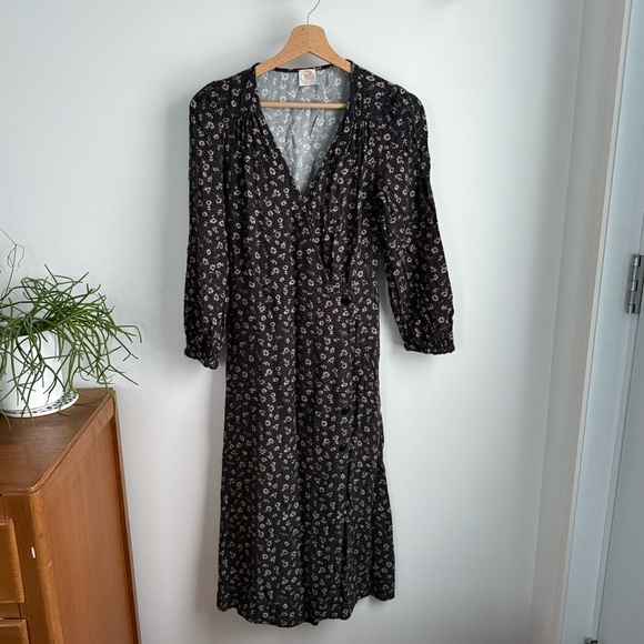 Dress with flowers - French brand DPH - Picture 2 of 5